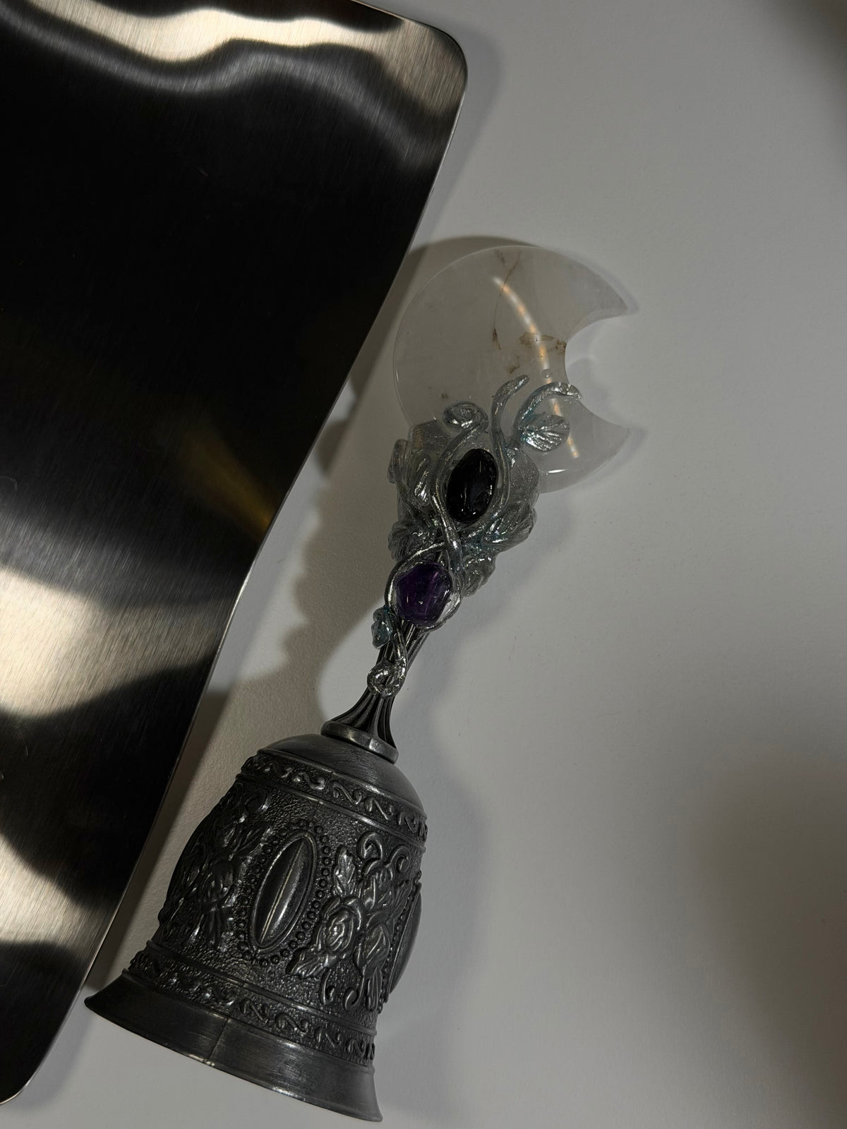 MYSTIC CRYSTAL BELL — CLEAR QUARTZ