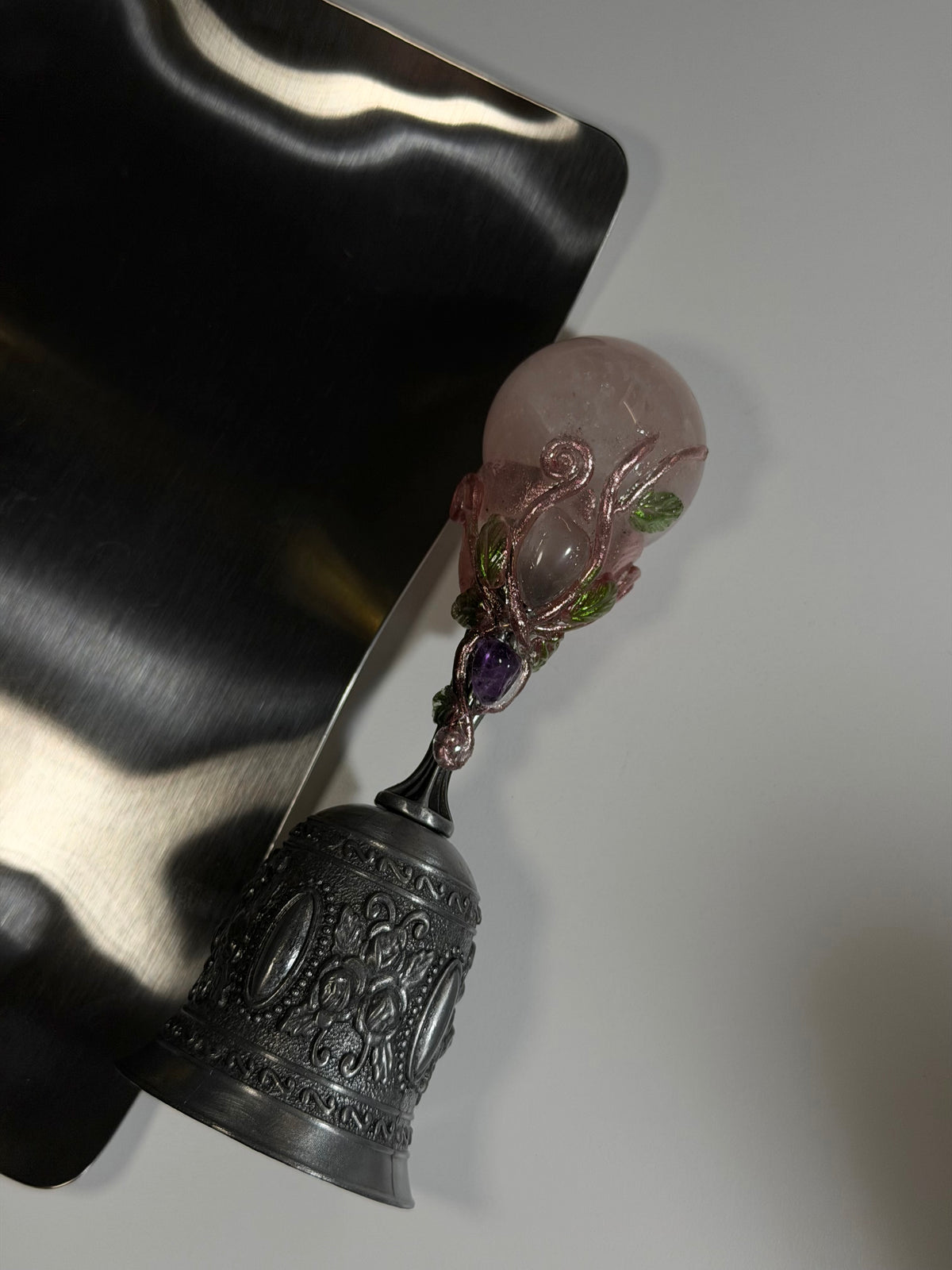 MYSTIC CRYSTAL BELL — ROSE QUARTZ (ball)