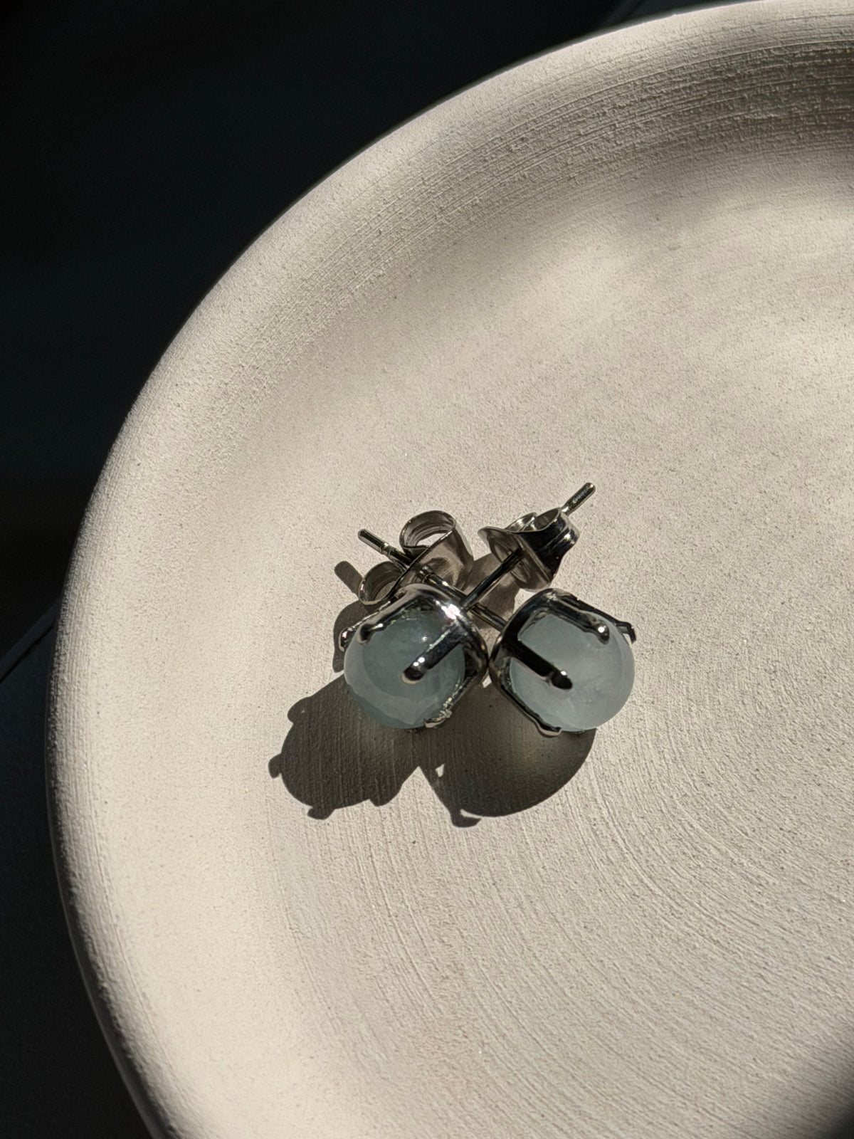 ต่างหูอะความารีนธรรมชาติ | Aquamarine Crystal Earrings