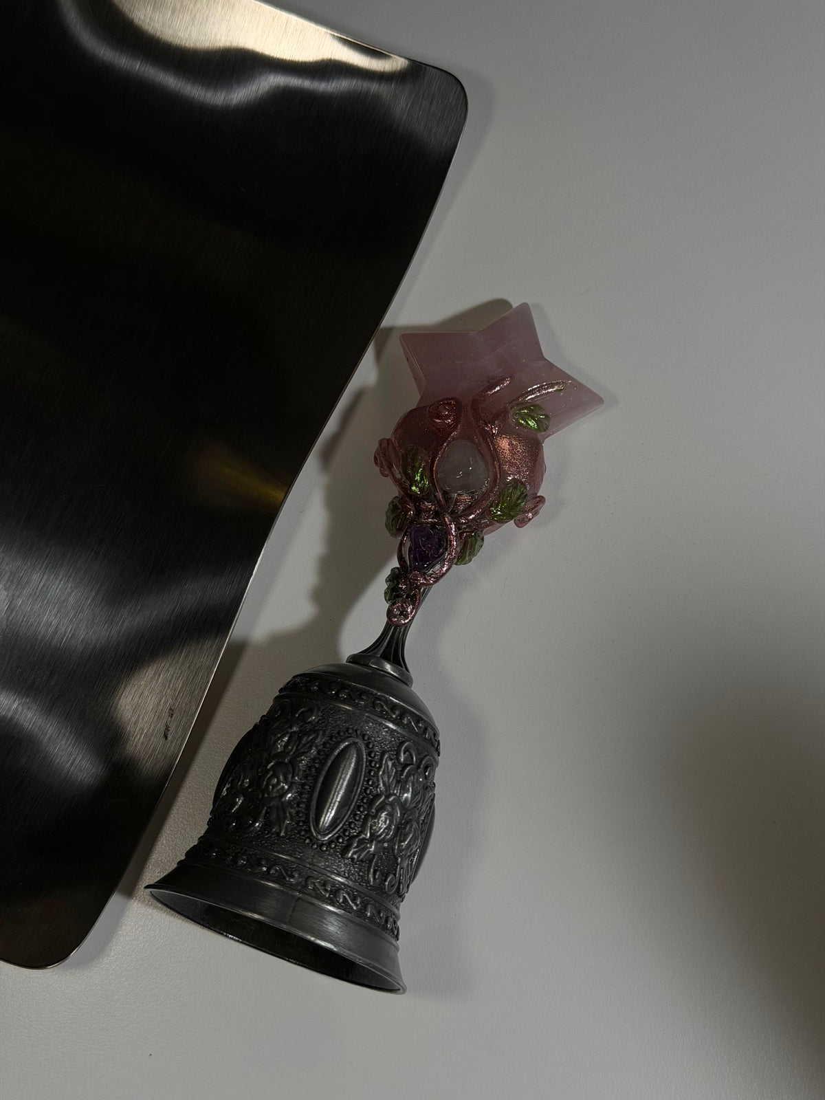 MYSTIC CRYSTAL BELL — ROSE QUARTZ (star)