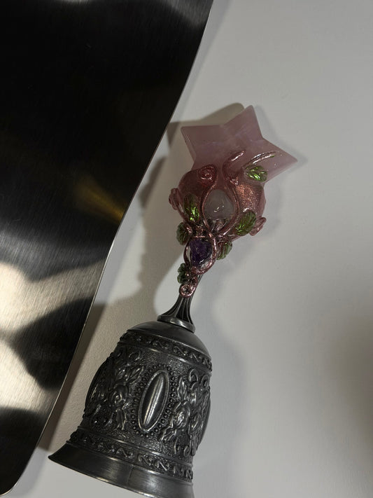 MYSTIC CRYSTAL BELL — ROSE QUARTZ (star)
